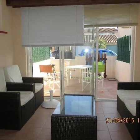 Maison Saint-cyprien, 3 Pièces, 6 Personnes - Fr-1-225d-216